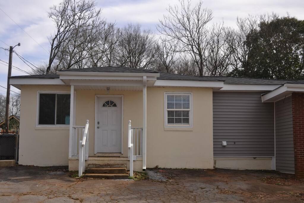 Bright And Cozy Lighthouse Cottage In Greenville Sc Εξωτερικό φωτογραφία